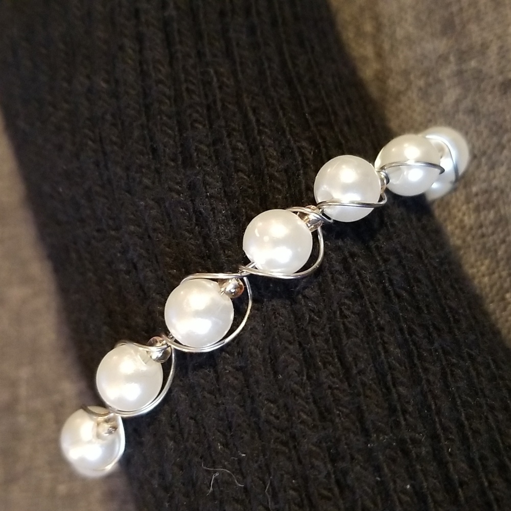 Pearl Wire Bangle Bracelet With Gold Bead Accents - Picture 3 of 10